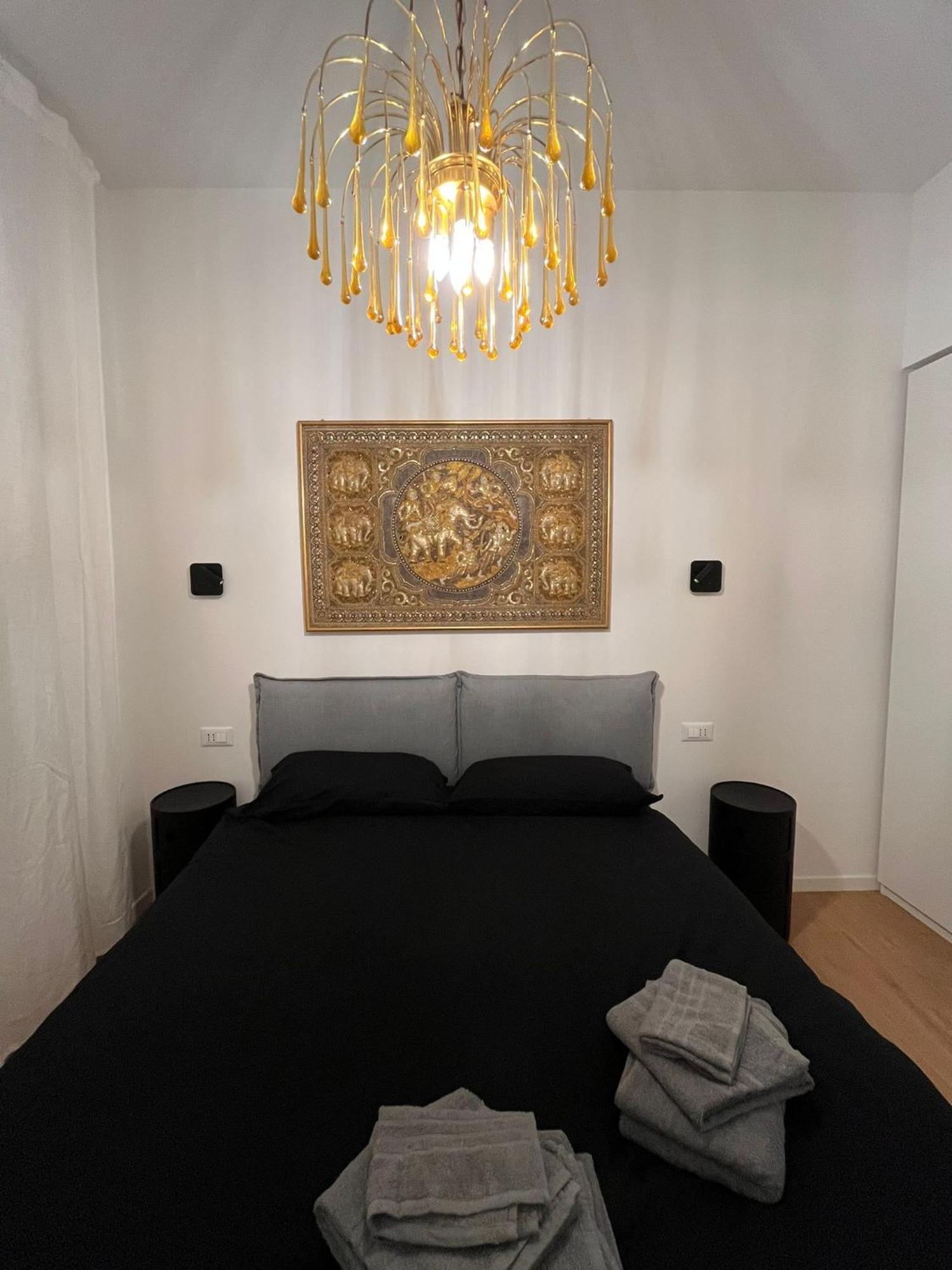 Trieste Centrale Luxury Apartament In Stile Moderno Eksteriør billede