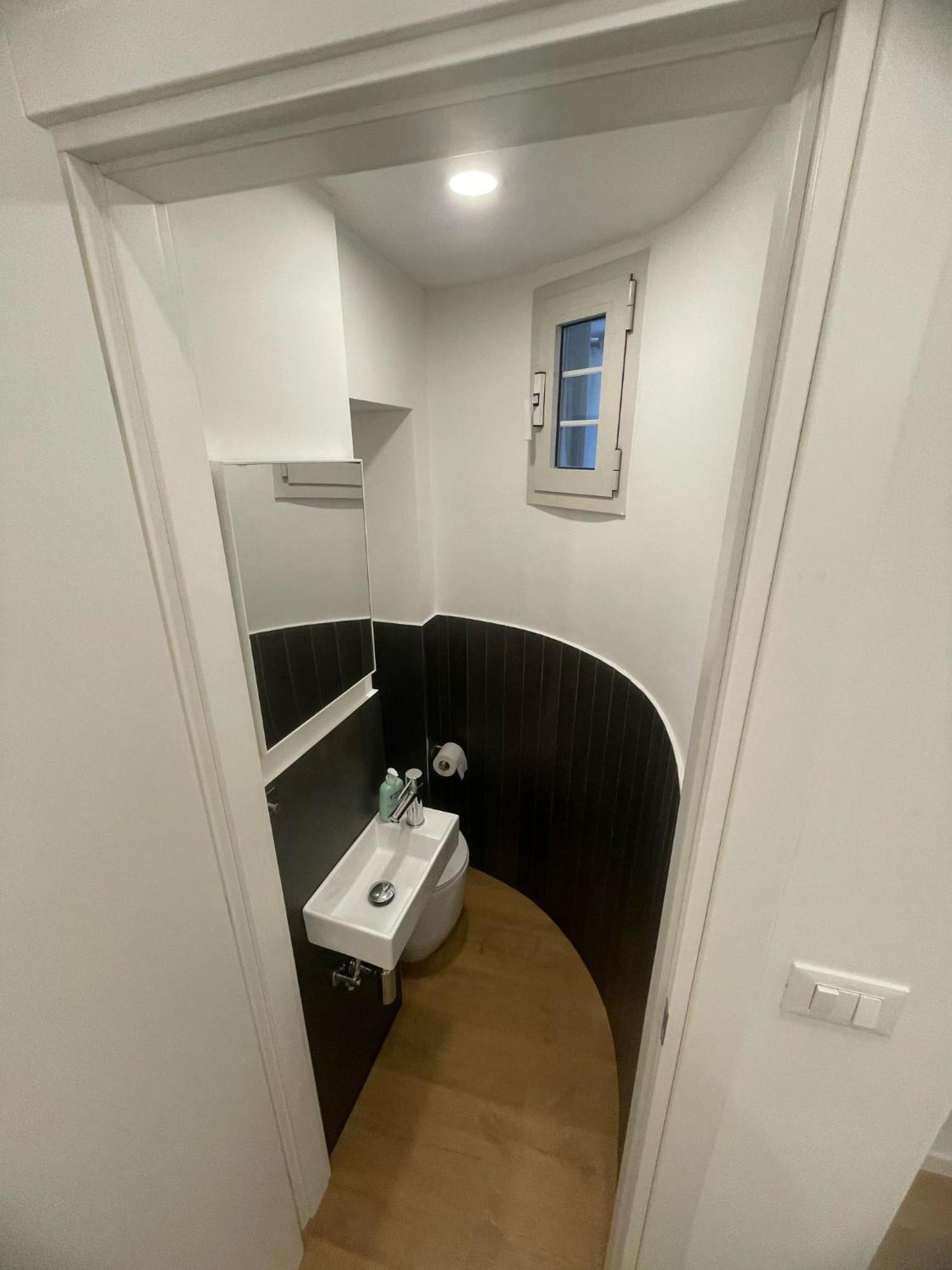 Trieste Centrale Luxury Apartament In Stile Moderno Eksteriør billede